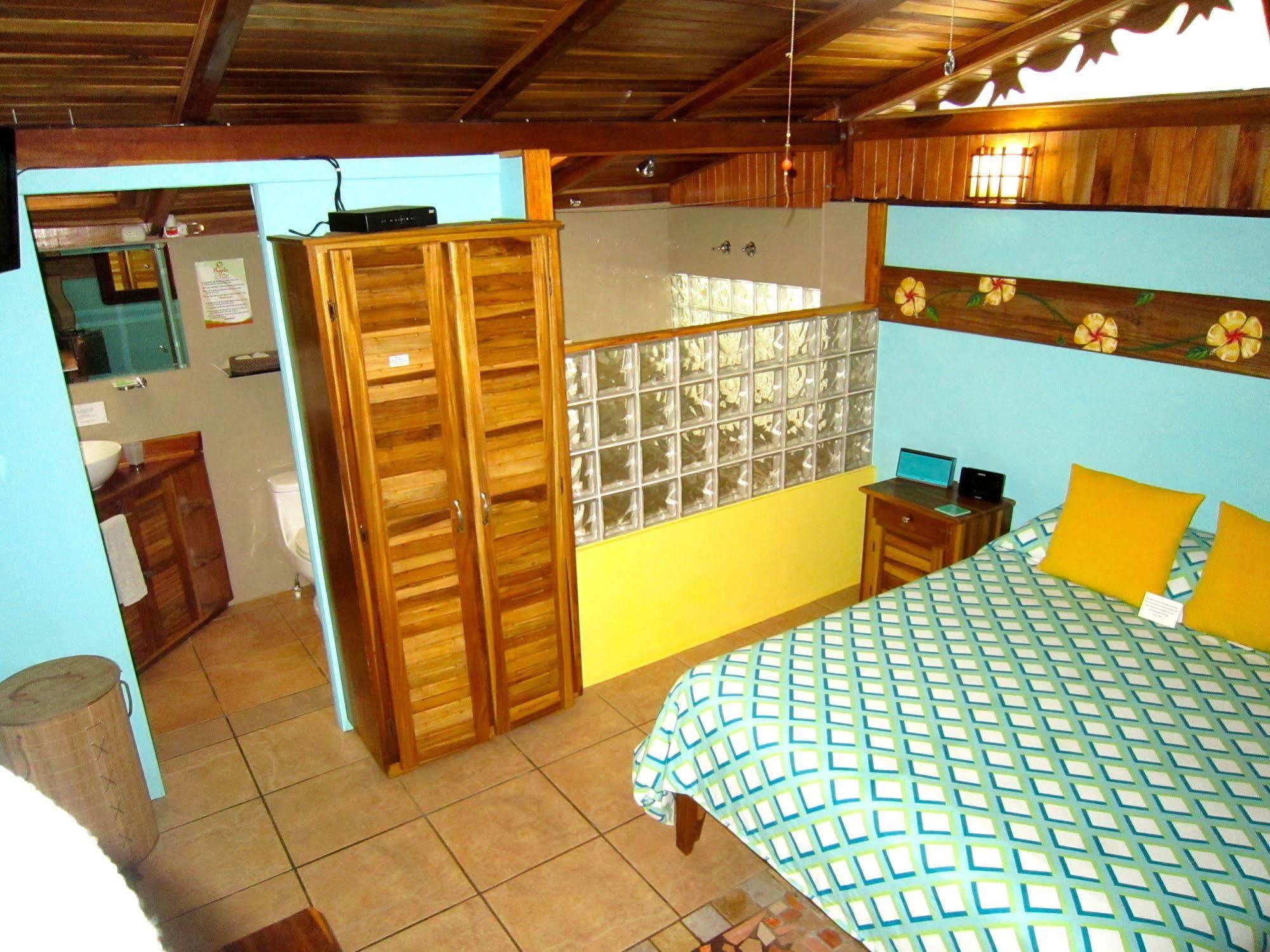 Physis Caribbean Bed & Breakfast Puerto Viejo de Talamanca Kültér fotó