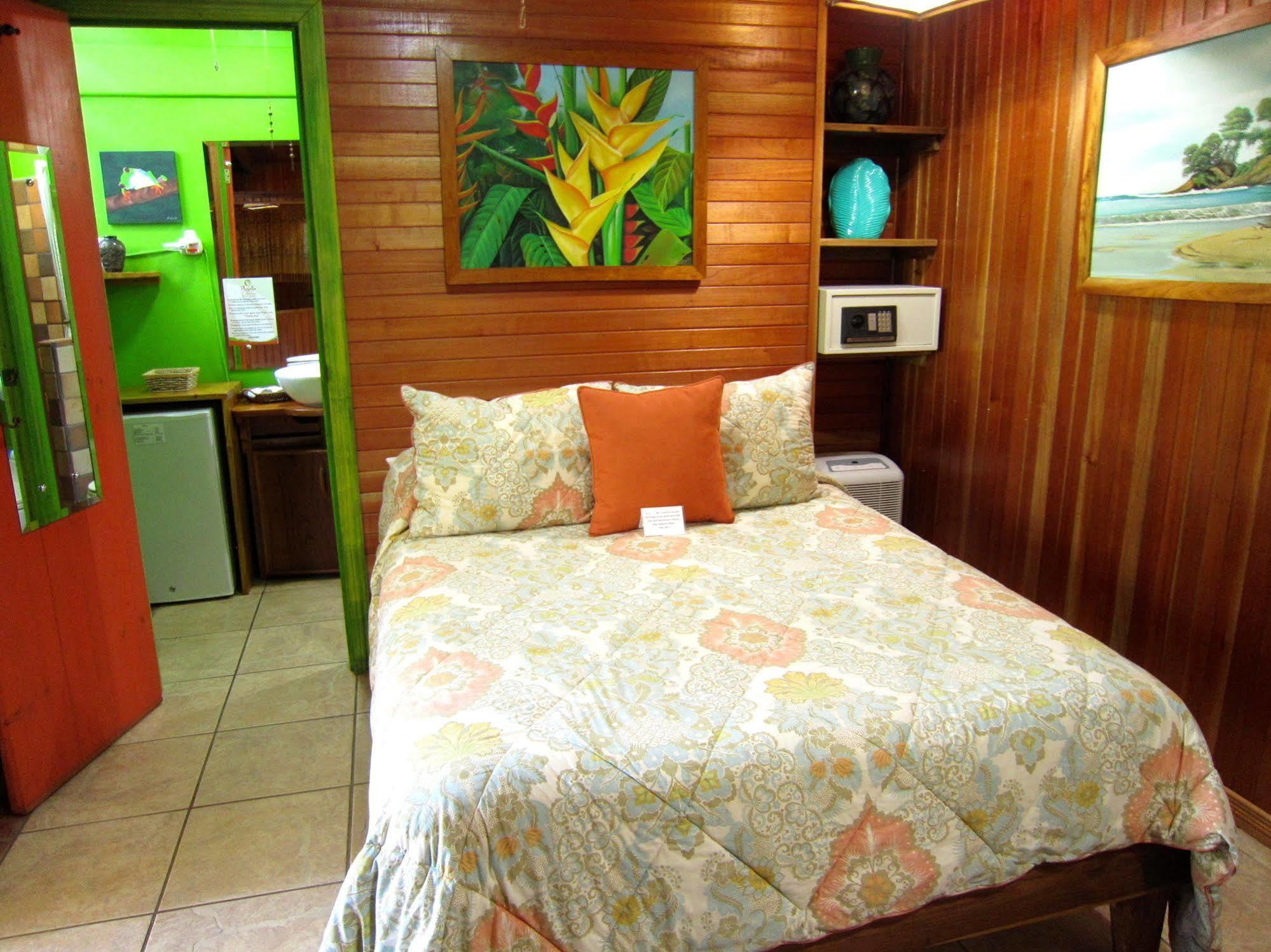 Physis Caribbean Bed & Breakfast Puerto Viejo de Talamanca Kültér fotó